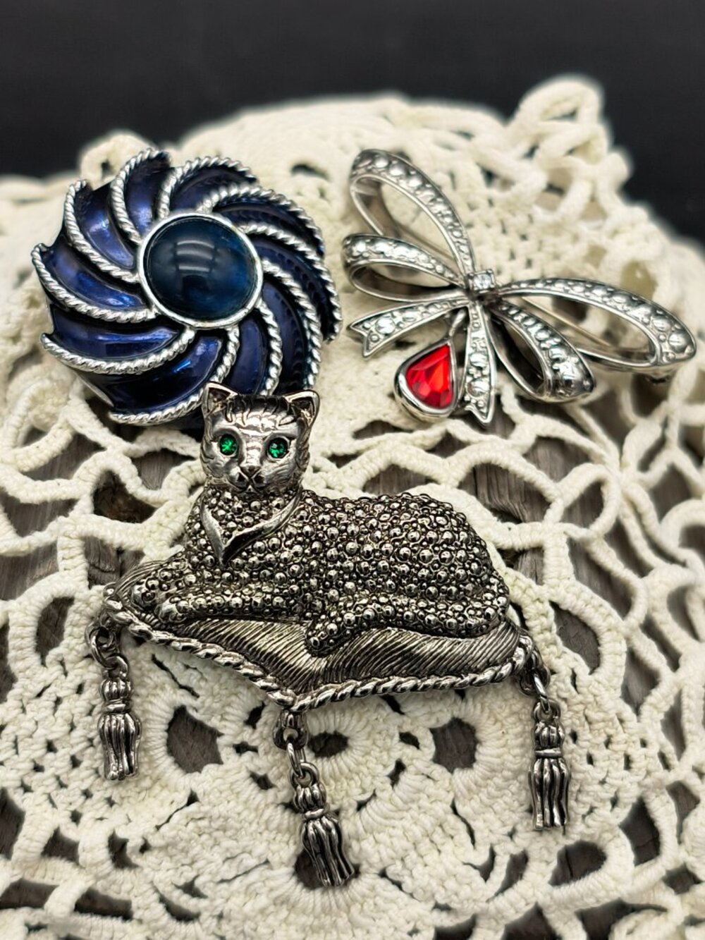 Vintage Avon Brooch Lot | Cat Pin, Sparkle Bow & Enamel Swirl